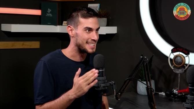 מטייל נבון | #7 - לטייל לבד ולשרוד כדי לספר - סיפורים וחוויות מטיולי סולו