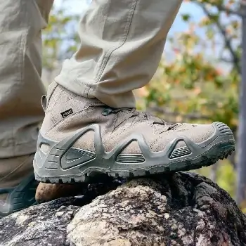 Lowa Zephyr GTX 4-1small-1
